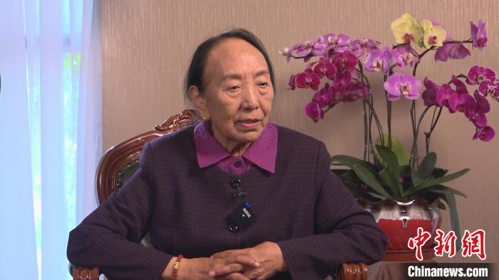 时隔58年重回“初心”舞台84岁才旦卓玛再唱“山歌”给党听