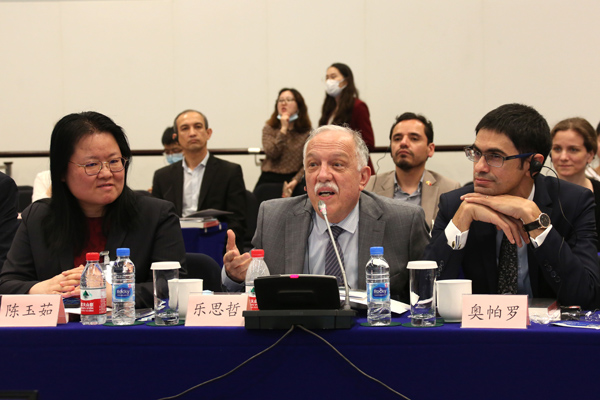 推动中国文化“走出去” 上海市政协举办“外籍人士走近政协界别委员”活动