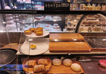 面包卖不完直接报废或涉嫌违法，商家期待权威食品捐赠途径