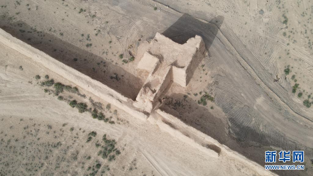 探访汉唐古城骆驼城遗址