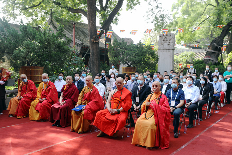 中国佛教协会2021年佛诞节庆祝活动在北京广济寺举办