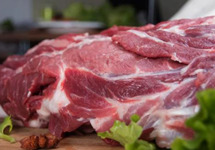 9.9元一斤的猪肉，香！