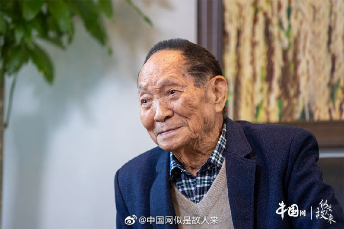 袁隆平逝世 曾说：“不下田的学生我不带”