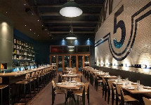 13家餐企5家去年现亏损，食品工业和外卖成新增长点