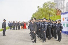 严惩非法捕捞促进生态修复 1.1万尾鱼苗投放湘江