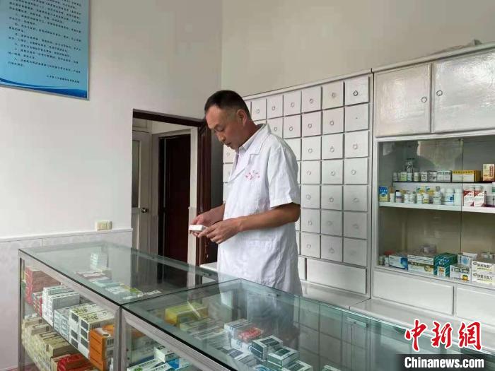 从风华正茂到年近半百 乡村医生守护山村24年