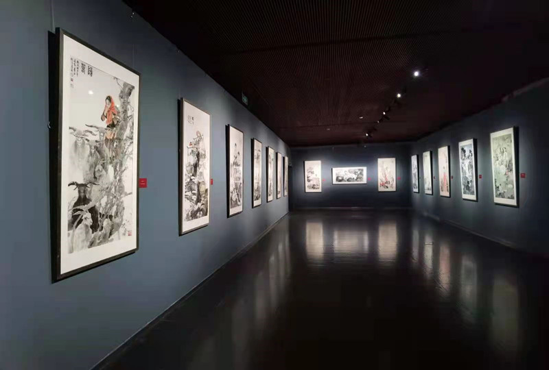 纪晓岚第六代后人纪清远及其家人作品展在国家大剧院启幕