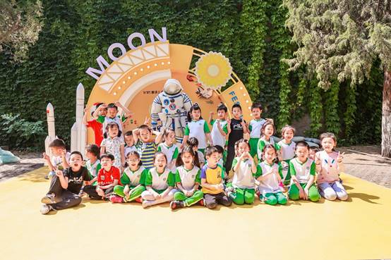 刷新两项吉尼斯世界纪录 从宝宝日到六一 飞鹤推动“高质量陪伴”落地