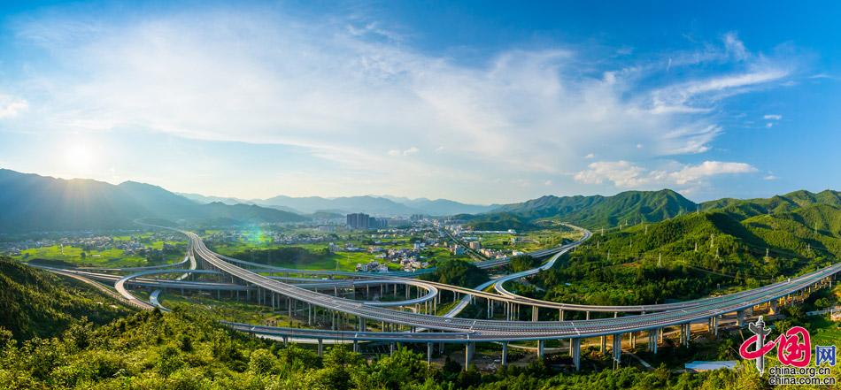 陈贤亮：实现县域经济破题 打造连平生态旅游新城