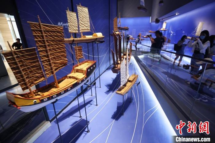 该馆的建成开放，是江苏推进大运河国家文化公园重点建设区的一个重要内容。　泱波摄