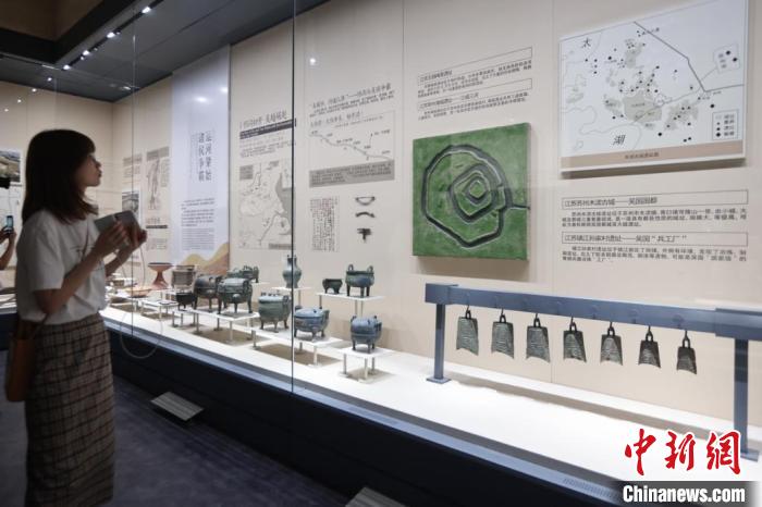 扬州中国大运河博物馆，展陈布置接近尾声。　泱波摄