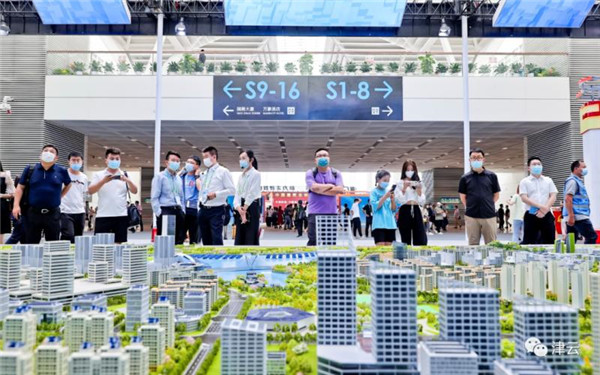 看这场面，就知道国家会展中心（天津）首展有多火爆！