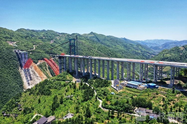 跨越时空的对话|黄大发：立下愚公志 绝壁凿天渠