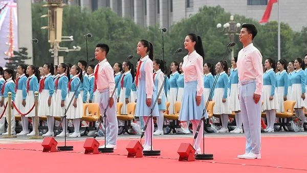 180米巨幕如何营造沉浸式剧场?总导演讲述庆典背后的挑战