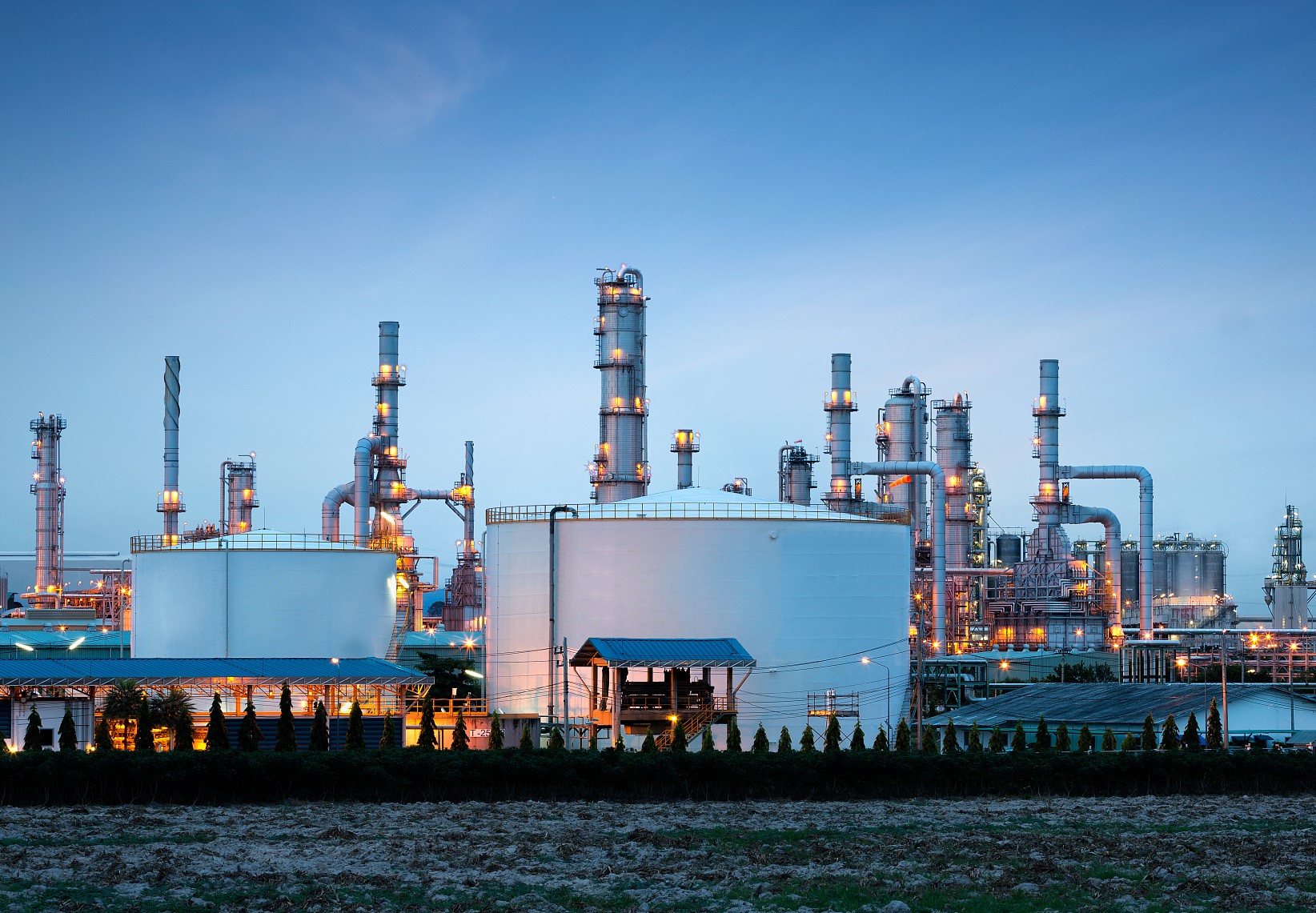 发改委：6月份批准固定资产投资项目7个 总投资389亿元