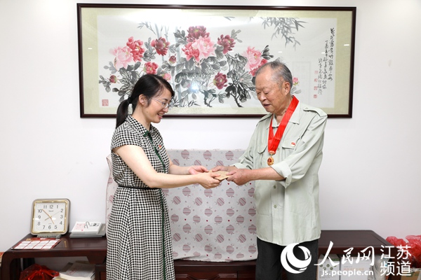 建党百年之际 江苏一批老党员“特殊党费”表初心