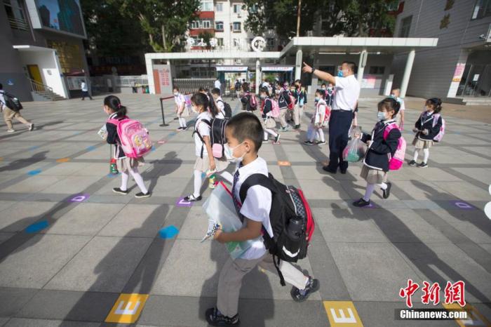 何时能合法生三孩？托幼问题咋解决？最新政策来了！