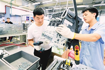 开放发展后劲儿足（锐财经·中国经济为什么行②）