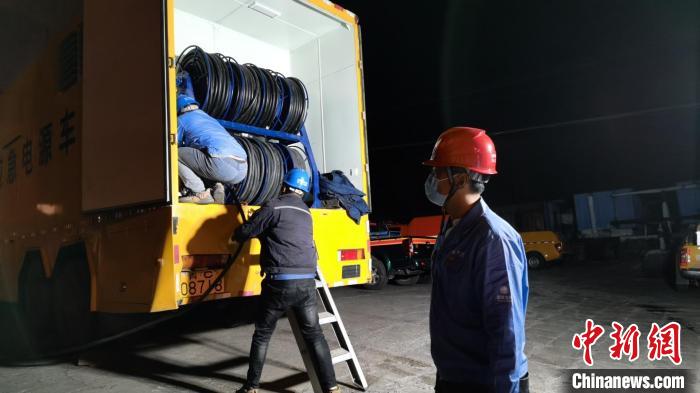 直击青海柴达尔煤矿泥浆崩塌事故救援现场