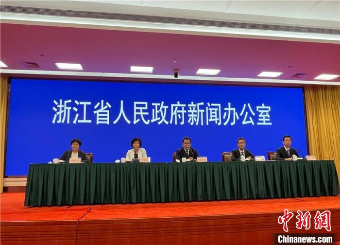 浙江18岁以上人群新冠疫苗全程免疫覆盖率达八成