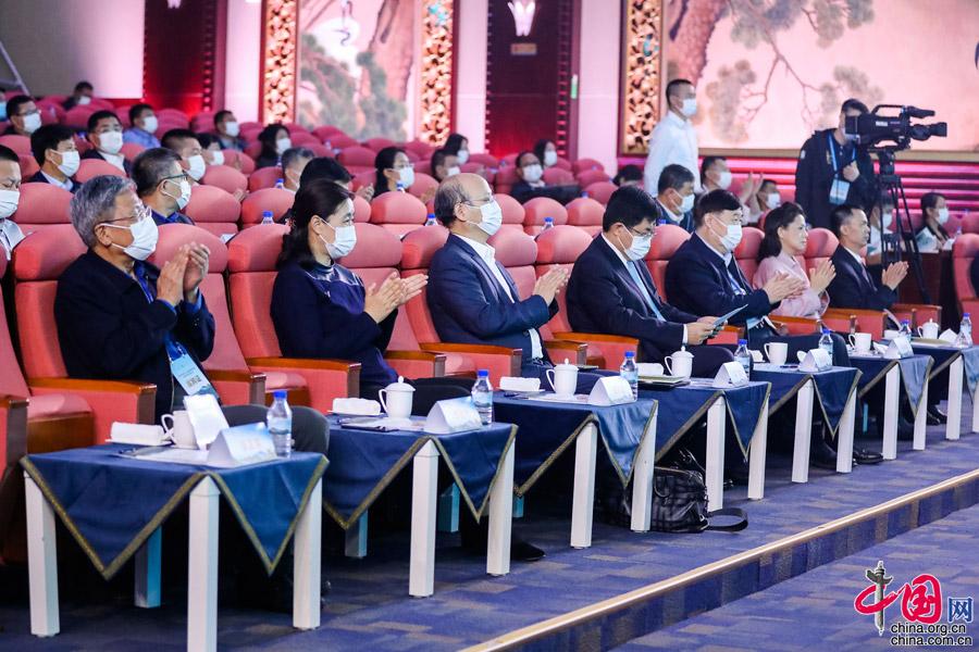 查干湖论坛：保护生态和发展生态旅游相得益彰