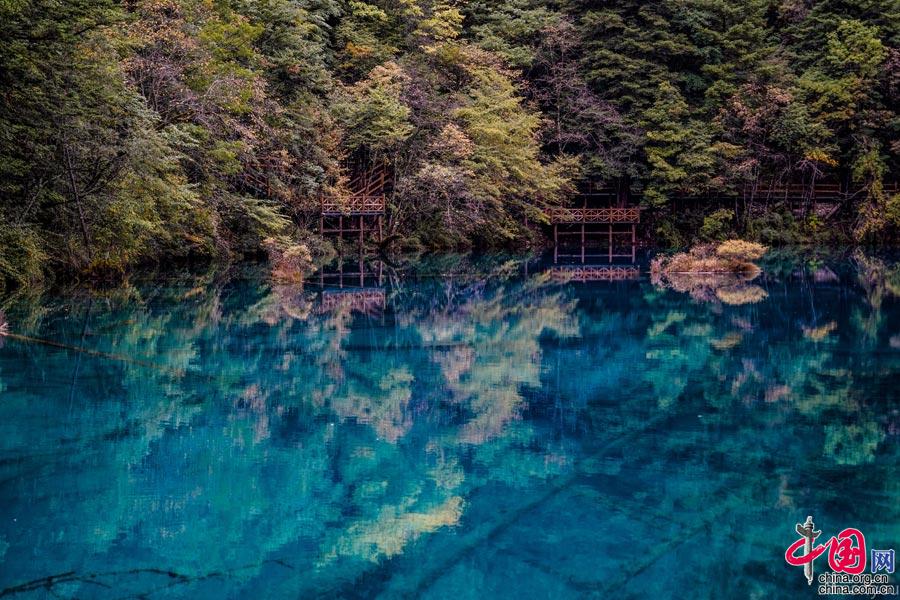 九寨沟9月28日起全域恢复开放 美好一如初见